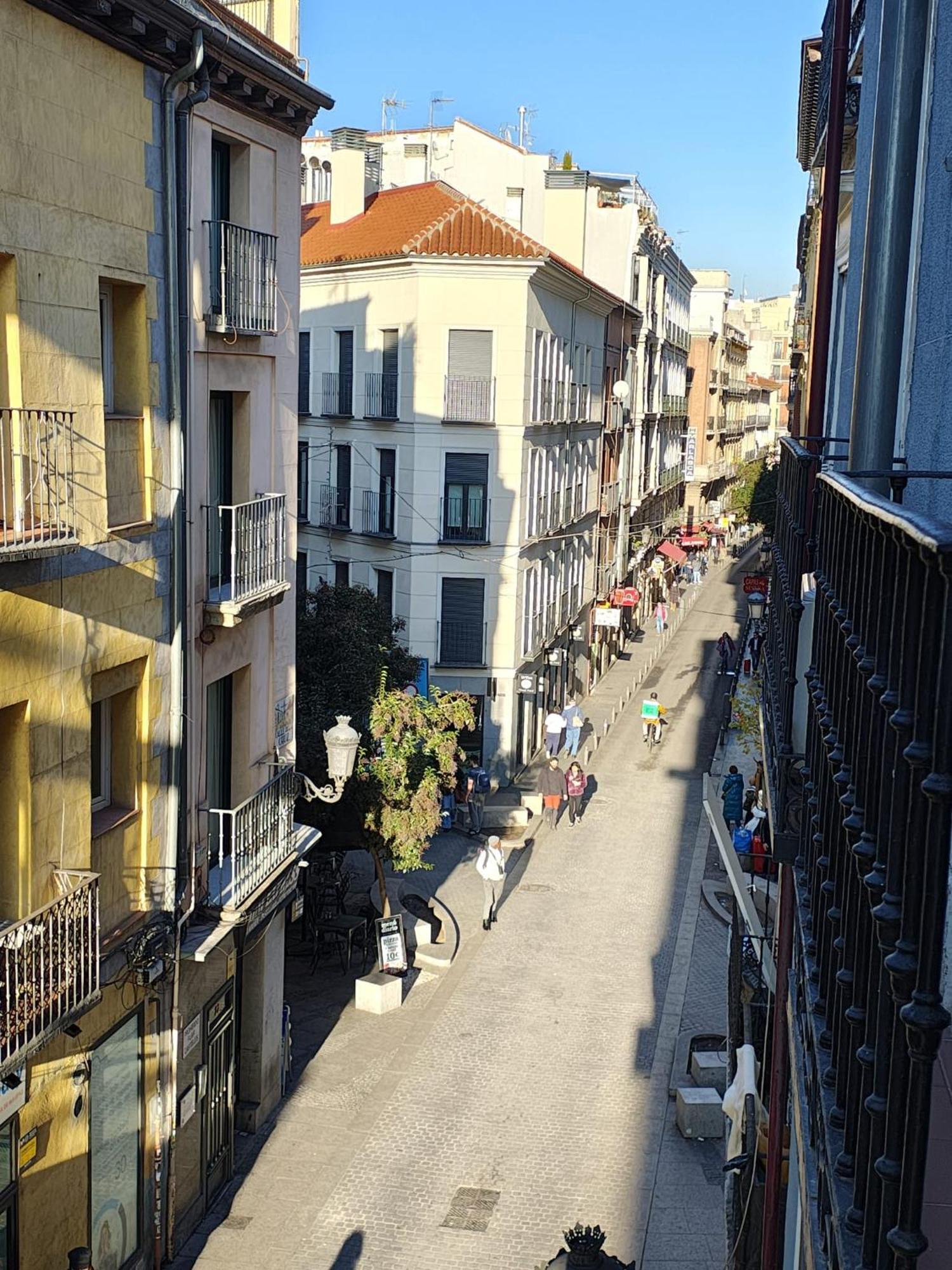 Hostal Jq Madrid 1 — Photos 2